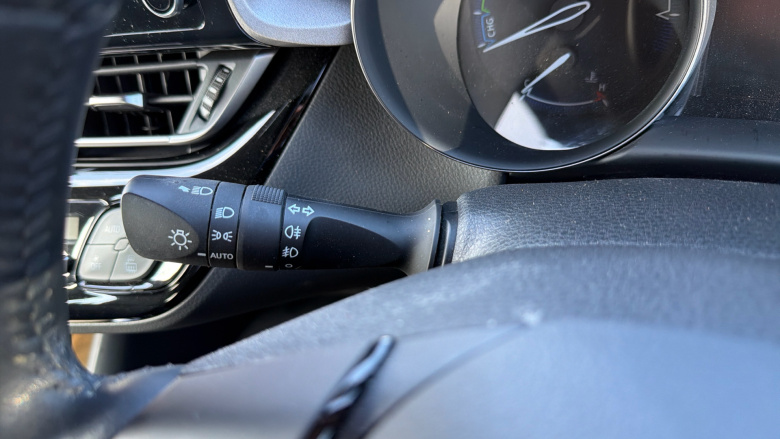 Toyota C-HR 1.8 Hybrid Icon 5dr CVT Hybrid Hatchback